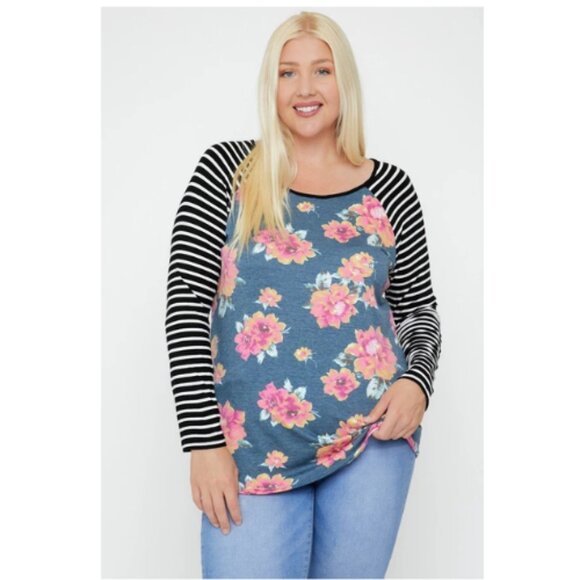 Plus Size Floral Top Featuring Raglan Style Striped Sleeves And A Round Neck 1XL - Picture 1 of 4